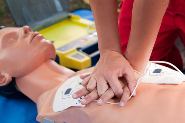 Organizzazione corsi di formazione per l'utilizzo del Defibrillatore, organizzazione corsi Bls-d e Pbls-d